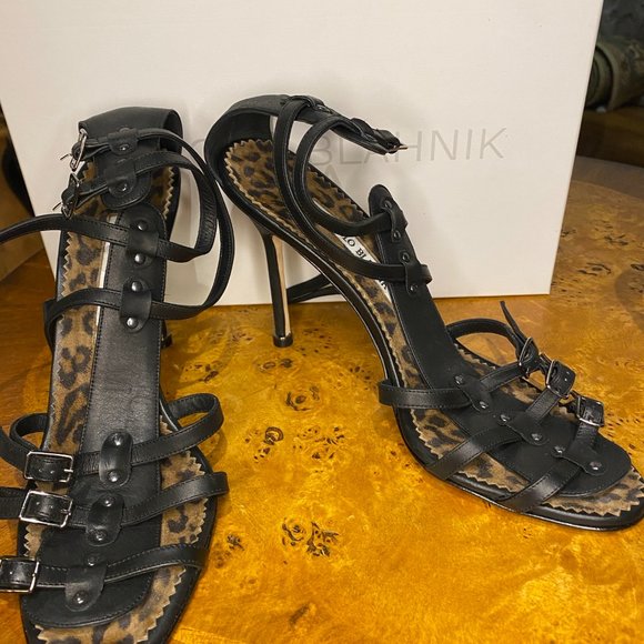Manolo Blahnik black strappy sandal - Picture 2 of 6